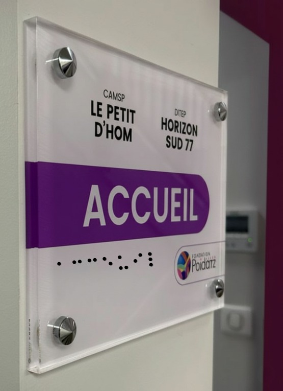 Plaque accueil braille
